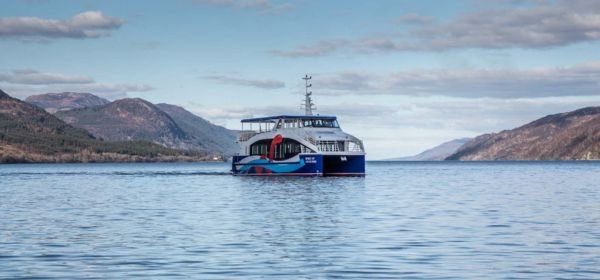 inverness and enjoy a boat ride glasgow (1)