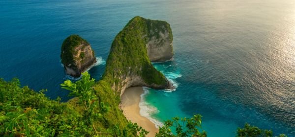 kelingking  beach bali (1)