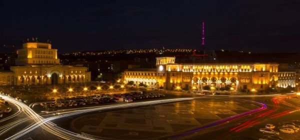 Republic square yerevan (1)