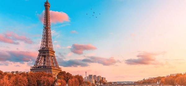 Europe at a Glance Group Tour Package (1)