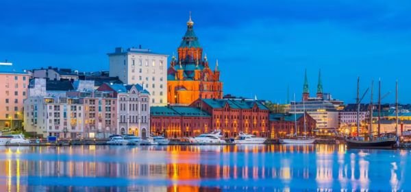 Explore Scandinavia Group Tour with FREE Suomenlinna Island Excursion